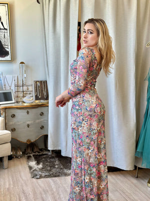 Olvi's Lace Long Gown | 3/4 Sleeves, V-Neck | Mother of the Bride | Silver Blue, French Rose, Shadow Rose - PapillonStyles Olvi's Lace Long Gown | 3/4 Sleeves, V-Neck | Mother of the Bride | Silver Blue, French Rose, Shadow Rose - PapillonStyles